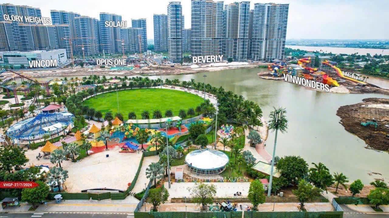 bán căn 2pn giá 2ty2 có nội thất  vinhomes grand park - Ảnh 2